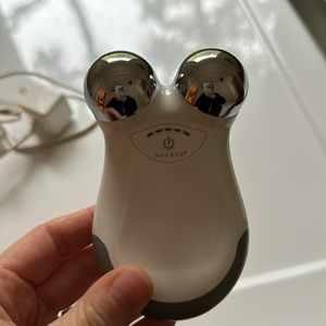 Nuface Mini Facial Toning Device